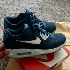 Nike Air Max 90